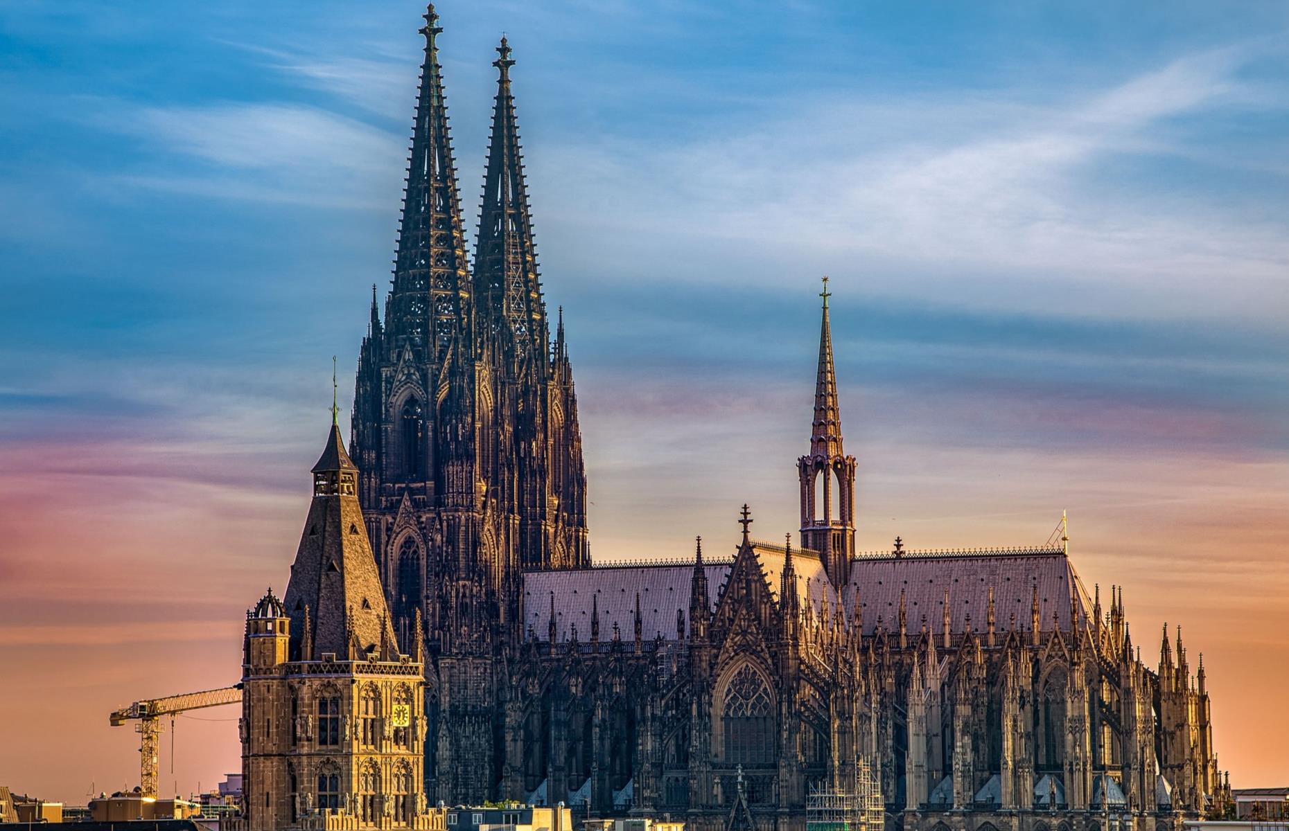 Now: Cologne Cathedral